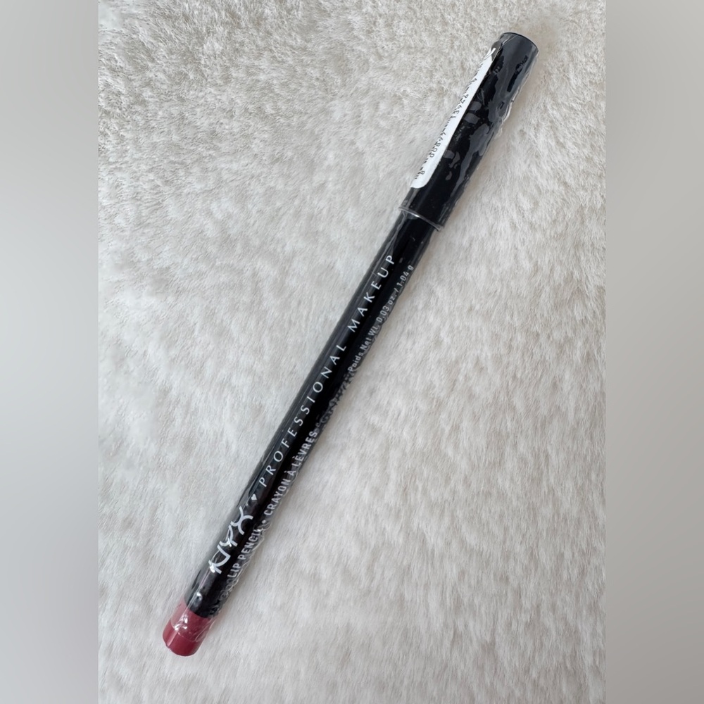 NYX Professional Makeup Slim Lip Liner, Peekaboo Neutral - Picture 5 of 5